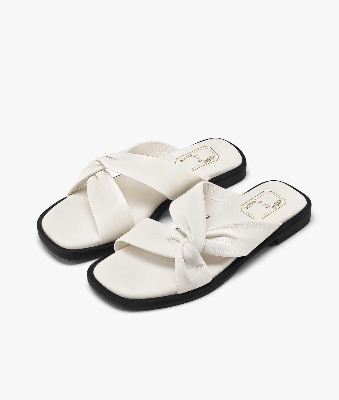 7or9 - Creamy Egg Roll Sandal - Sandals