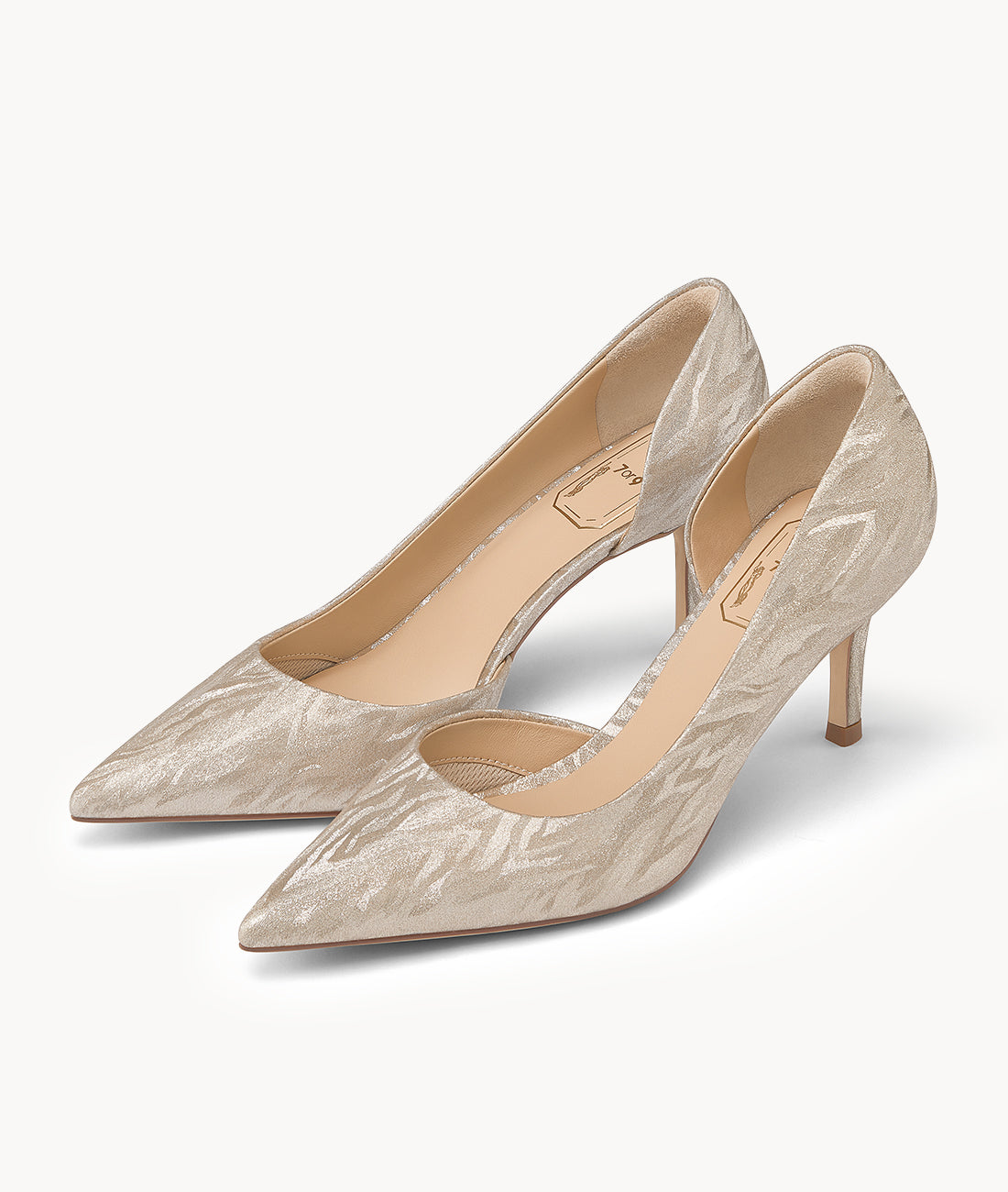 White Butterfly Shell Pump