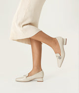 7or9 Vanilla Cream 5.0 Creamy White Sheepskin Shoes With Twist Chain Front Buckle