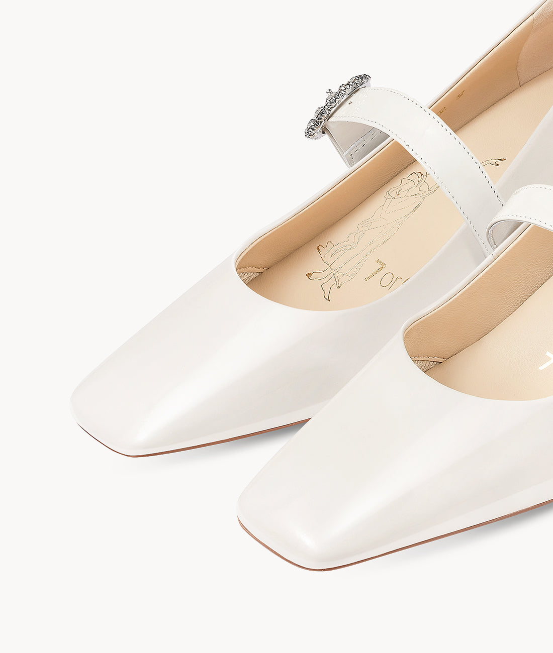 Air-touch Foam Pumps | White Patent Leather Milk Candy Mary Jane | 7or9 ...