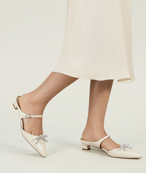 7or9 White Champaca 4.0 Comfort Air-touch Foam Lambskin Upper Slingbacks for Women with 35mm/1.38" Kitten Heels