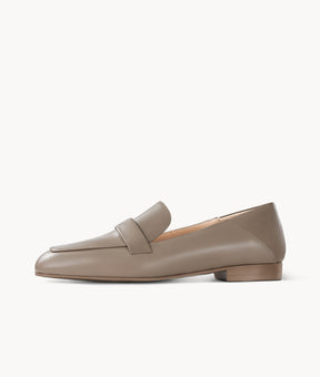 Chestnut Bun Loafer