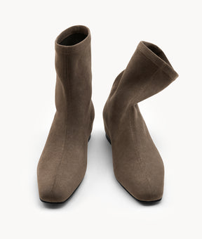 Ruby Tea Air-touch Foam Boot