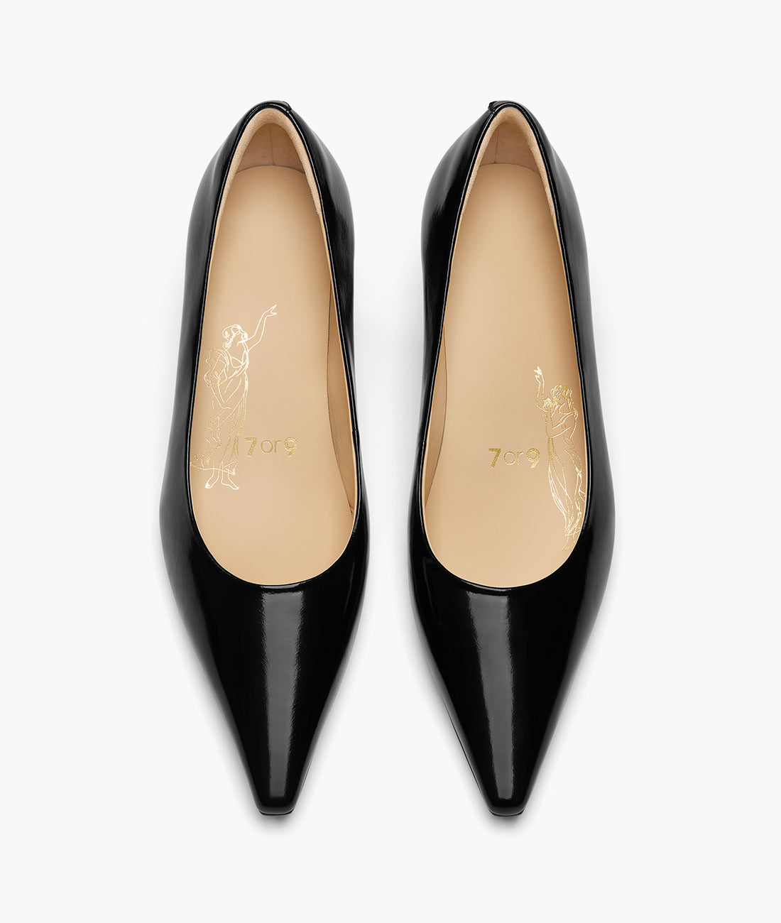 Black Angelica Pump