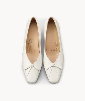 Ivory Macaron Pump