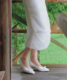 Ivory Macaron Pump