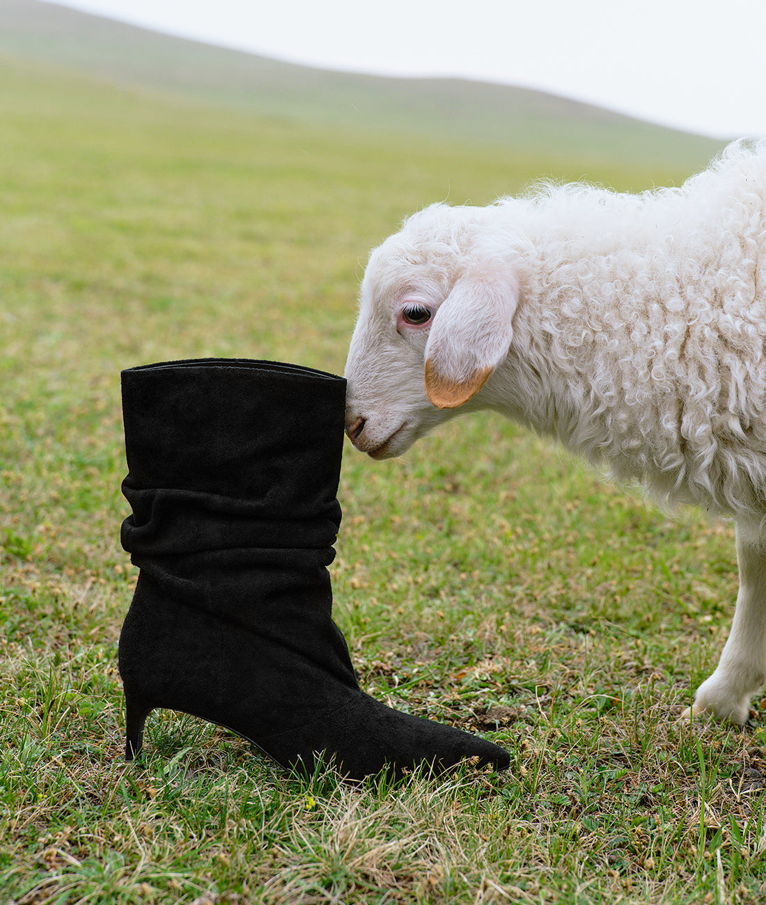 Black Cypress Air-touch Foam Boot