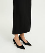 Black Angelica Pump