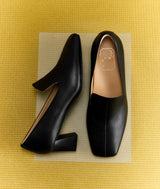 Black Sandalwood Pump